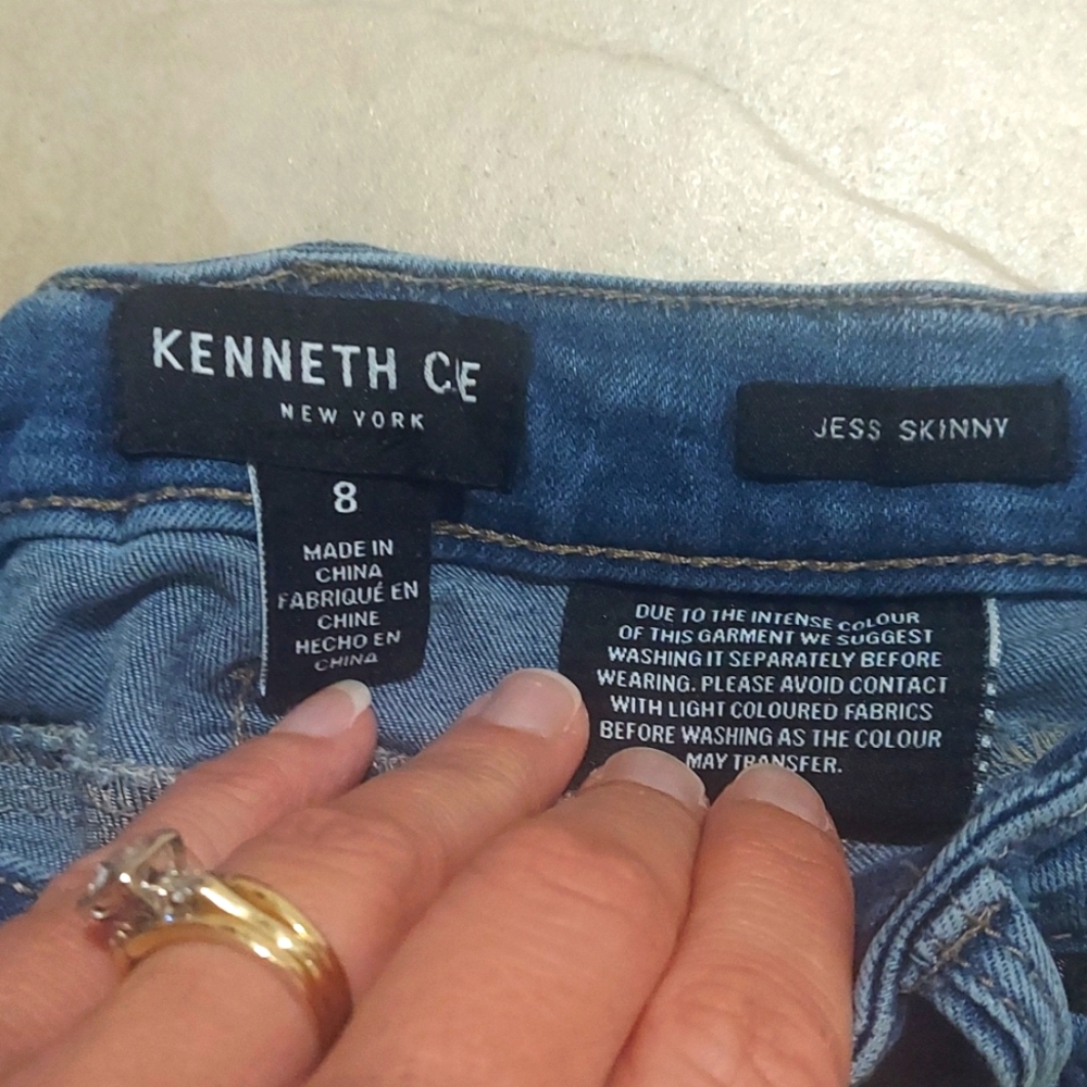 💥CLOSET CLEAR-OUT💥 3 Pairs of Skinny Jeans - Picture 3 of 16